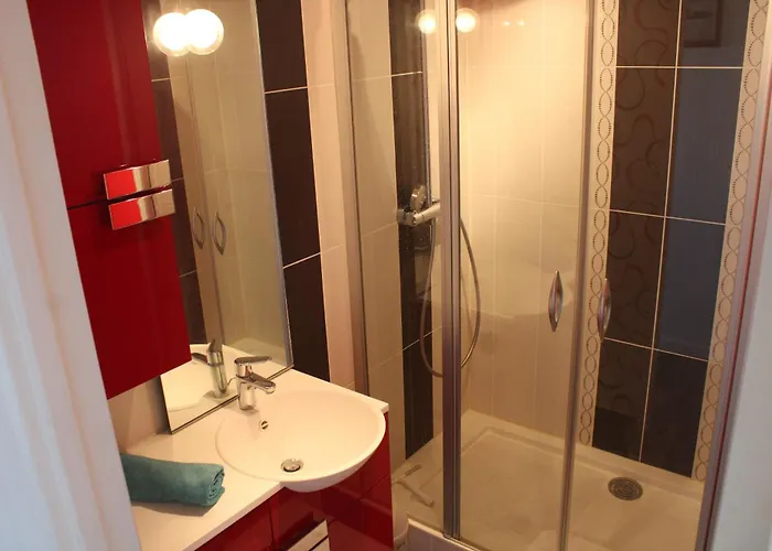 Le 24 Tranquille 3 à 2 Min Du Circuit Le Mans